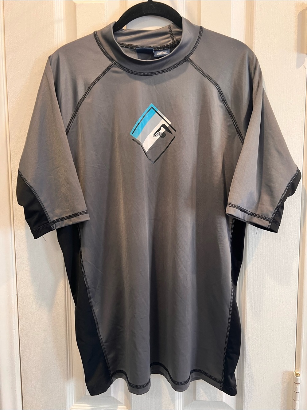 Kanu Surf Boys Rashguard Swim Shirt Grey Black XL